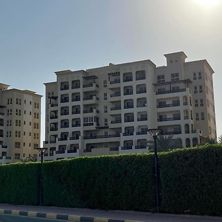 Beach Front Escape Apartment Ras al-Khaimah Ngoại thất bức ảnh