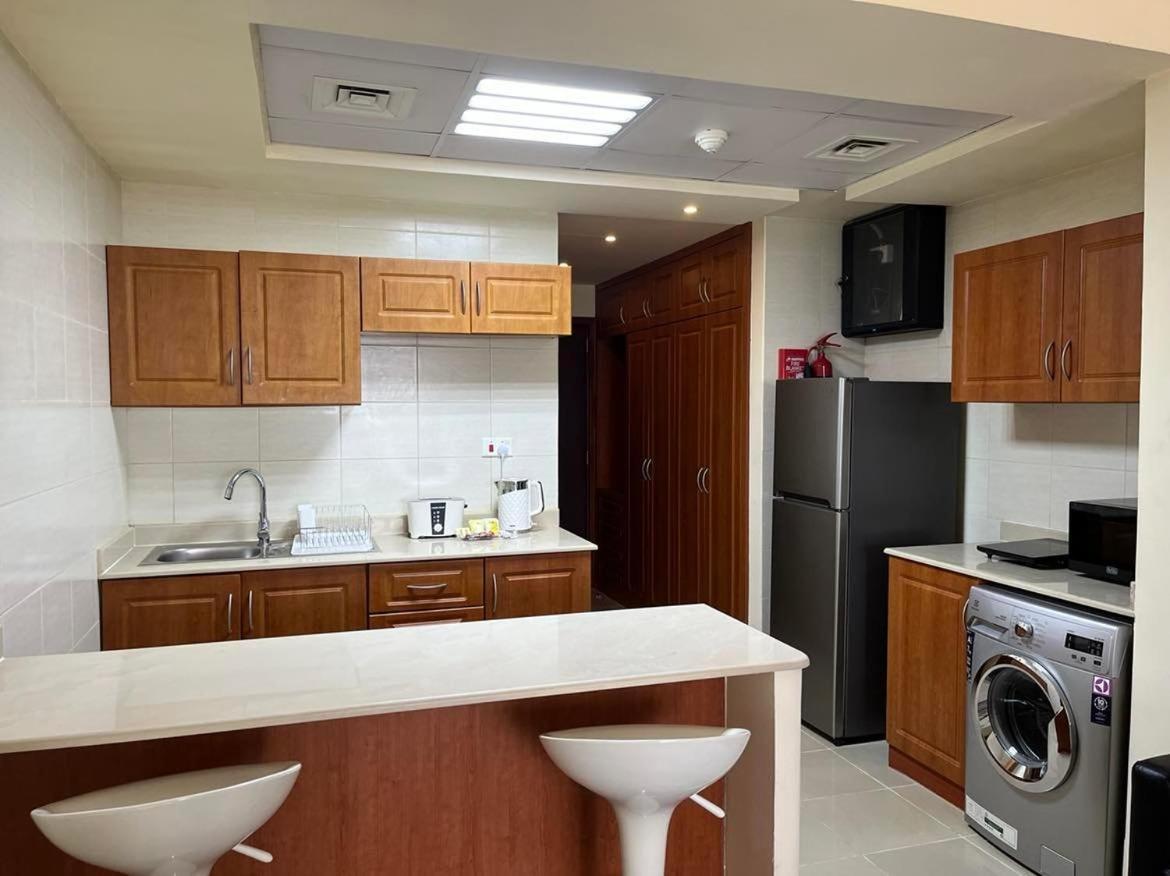 Beach Front Escape Apartment Ras al-Khaimah Ngoại thất bức ảnh